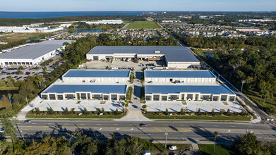 315 Monroe Rd, Sanford, FL à louer Photo du b timent- Image 2 de 3