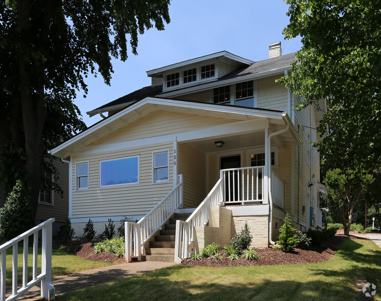 125 Glenwood Ave, Raleigh, NC à vendre - Photo principale - Image 1 de 1