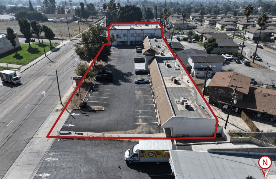 2102-2142 Palm Ave, Highland, CA for lease - Building Photo - Image 1 of 3