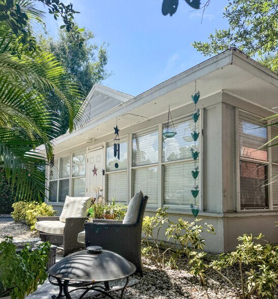 1664 9th St, Sarasota, FL à vendre - Photo du bâtiment - Image 2 de 4
