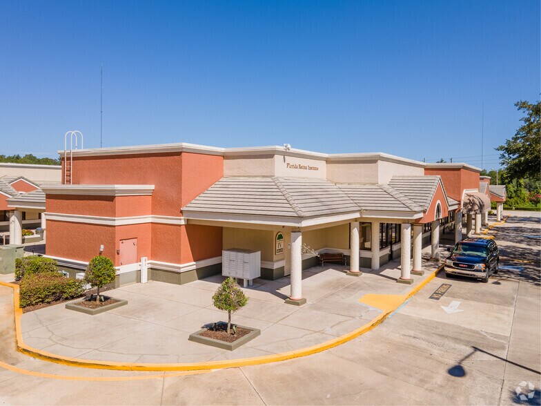 100-198 Treemonte Dr, Orange City, FL à louer - Photo du bâtiment - Image 3 de 9