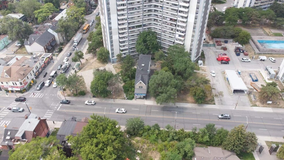 600 Parliament St, Toronto, ON à vendre - Aérien - Image 3 de 7