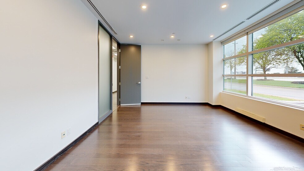 2351 Upper Middle Rd E, Oakville, ON à louer - Numérisation 3D de Matterport - Image 2 de 33