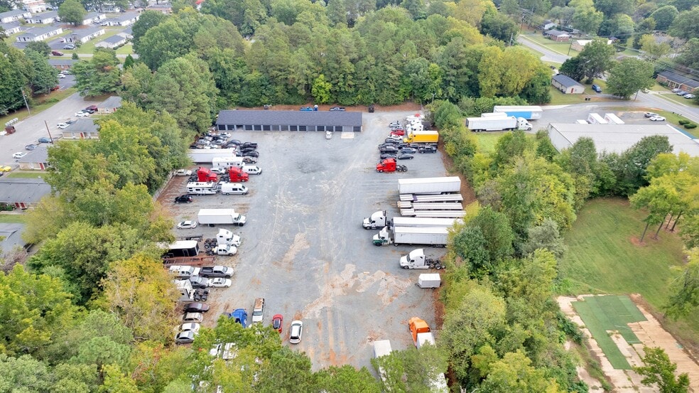2515 Walkup Ave, Monroe, NC for sale - Aerial - Image 3 of 9