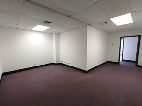 2252-2266 N Prospect Ave, Milwaukee, WI à louer Photo intérieure- Image 1 de 7