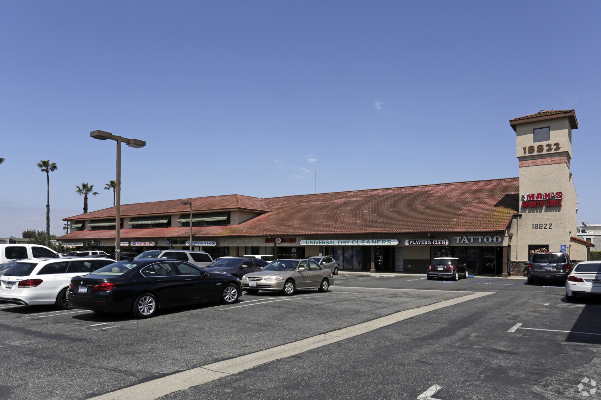 18822 Beach Blvd, Huntington Beach, CA for lease Primary Photo- Image 1 of 5