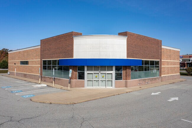 Plus de détails pour 55 Drury Dr, La Plata, MD - Commerce de détail à louer