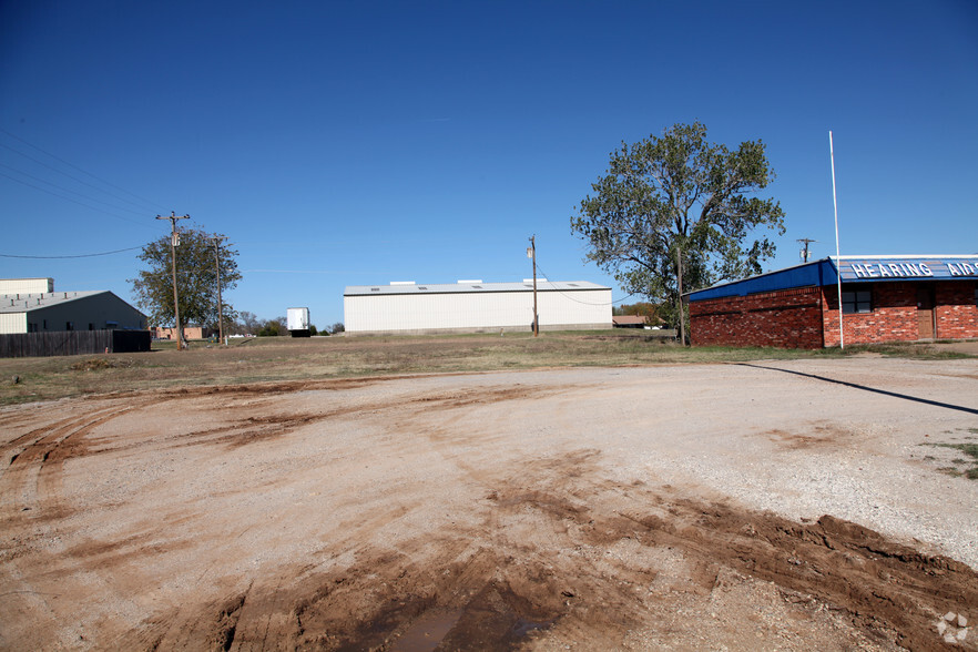 1010 Memorial Dr, Marietta, OK à vendre - Photo principale - Image 1 de 1