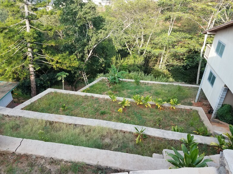 99-1679 Hoapono Pl, Aiea, HI à vendre - Autre - Image 2 de 12