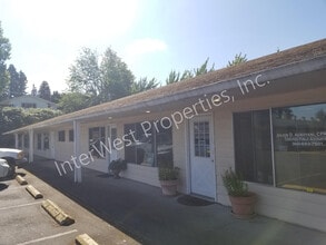 5905-5911 NE St Johns Rd, Vancouver, WA for lease Building Photo- Image 2 of 9