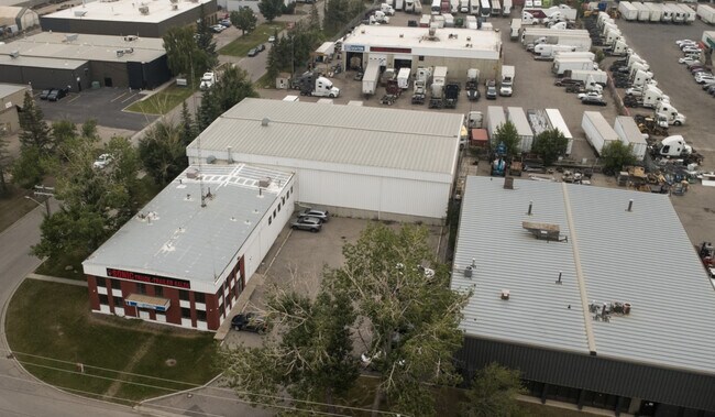 Plus de détails pour 7730 46 ST SE AND 4710 78 AVE SE – Industriel à vendre, Calgary, AB