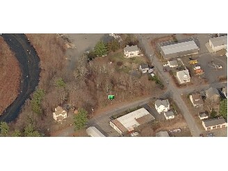 80 Hayes St, Torrington, CT à vendre - Photo principale - Image 1 de 2