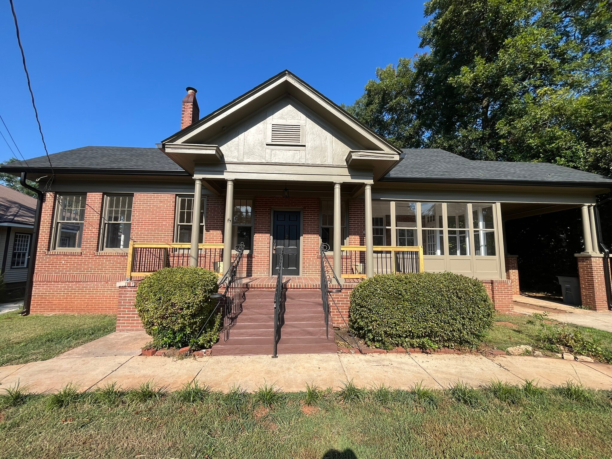 406 S Lewis St, Lagrange, GA for lease Building Photo- Image 1 of 28