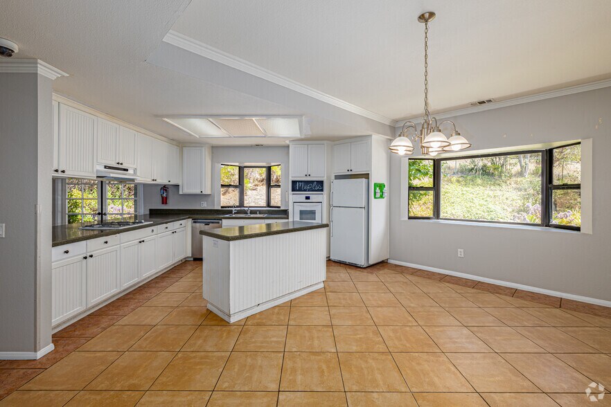 12738 Monte Vista Rd, Poway, CA à vendre - Photo intérieure - Image 3 de 23