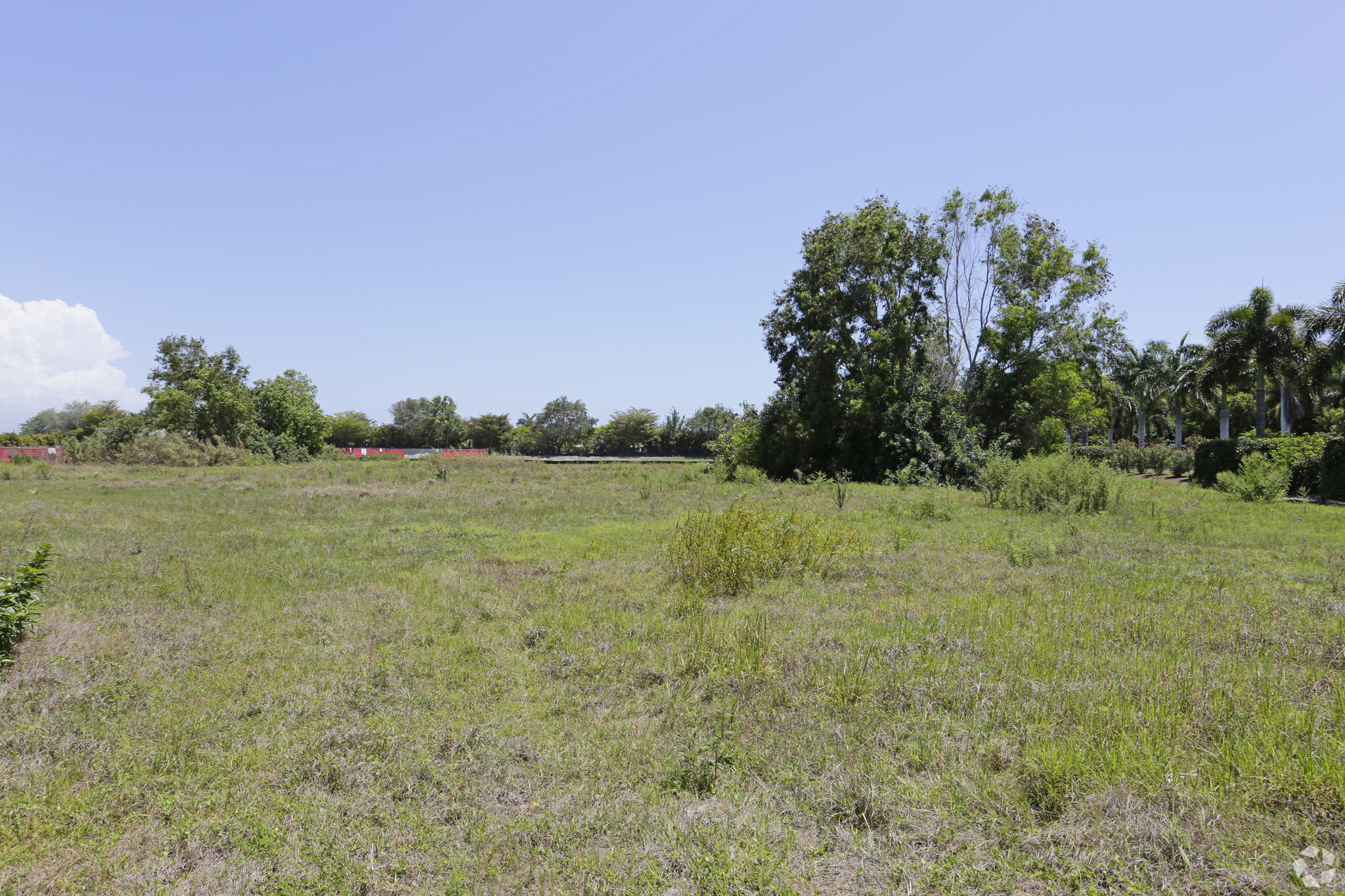 Summerlin Square Dr, Fort Myers, FL for sale Primary Photo- Image 1 of 1