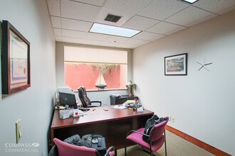 1345 NW Wall St, Bend, OR for lease Interior Photo- Image 1 of 13