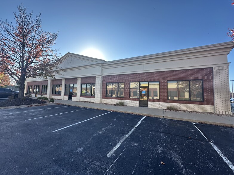 2135 E Primrose, Springfield, MO for lease - Building Photo - Image 2 of 10