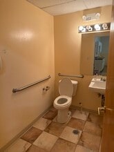 321-395 E Dundee Rd, Wheeling, IL for lease Building Photo- Image 2 of 11