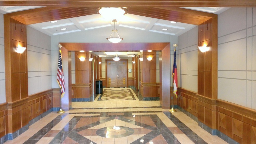 300 Parkbrooke Pl, Woodstock, GA à louer - Hall d’entrée - Image 3 de 7