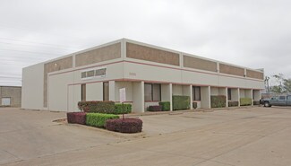 Plus de détails pour 3205 Bishop Dr, Arlington, TX - Local d'activités à louer
