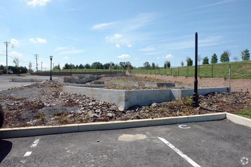 1501 Lower State Rd, North Wales, PA for lease - Building Photo - Image 2 of 11