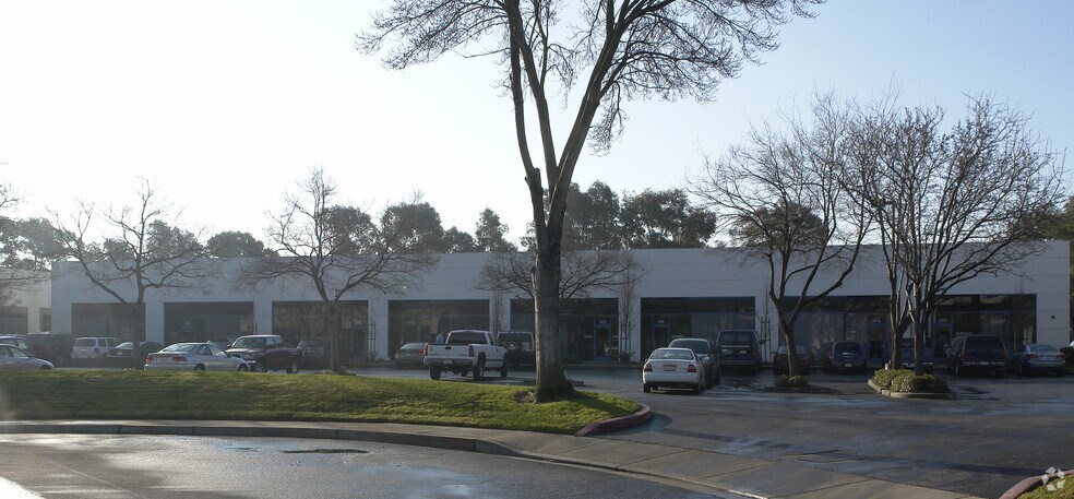 462 Lindbergh Ave, Livermore, CA à louer - Photo du bâtiment - Image 1 de 5
