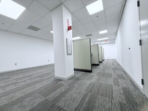 4406 W Linebaugh Ave, Tampa, FL for sale Interior Photo- Image 2 of 8
