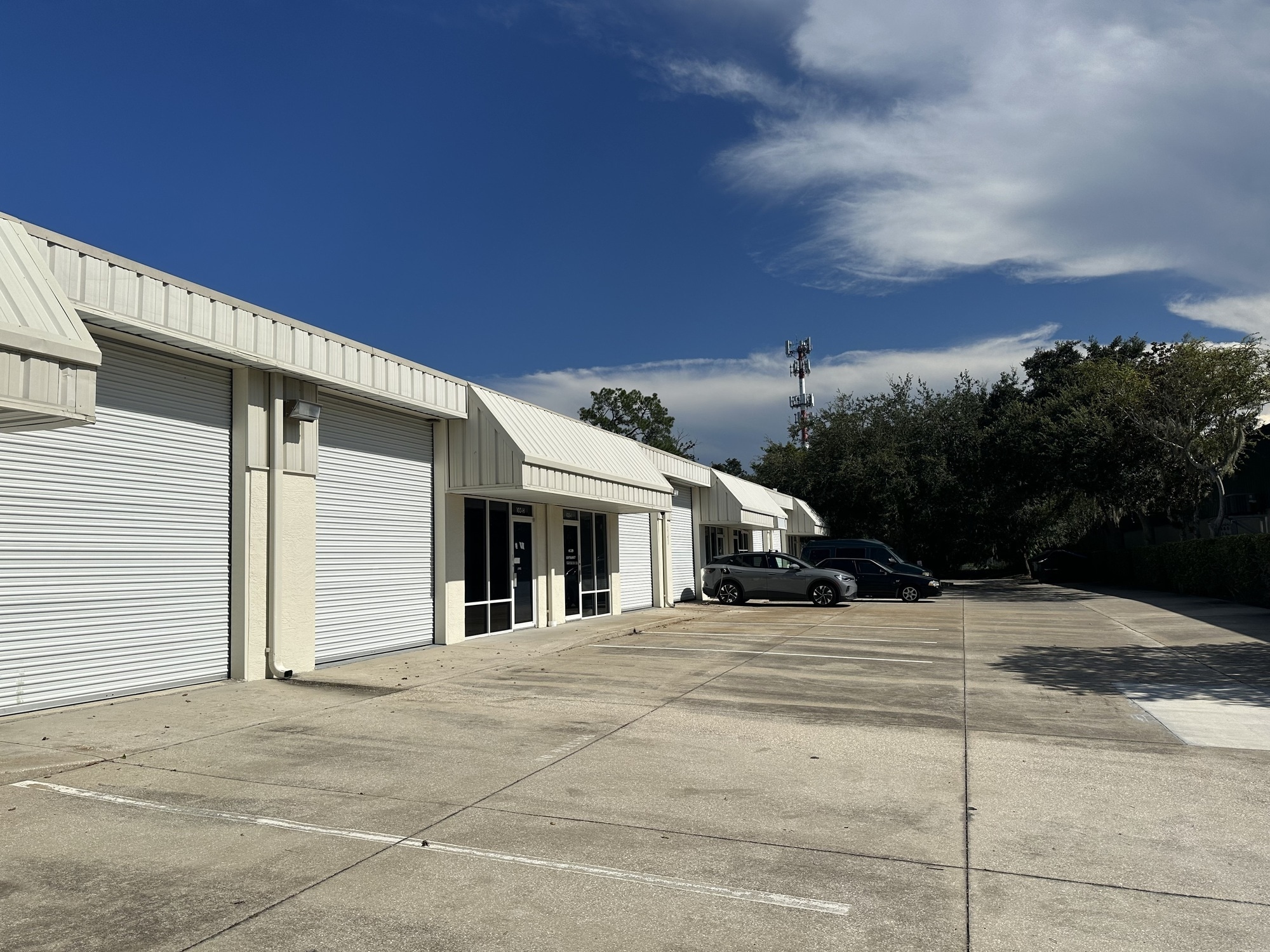 933 Beville Rd, Daytona Beach, FL for lease Primary Photo- Image 1 of 12