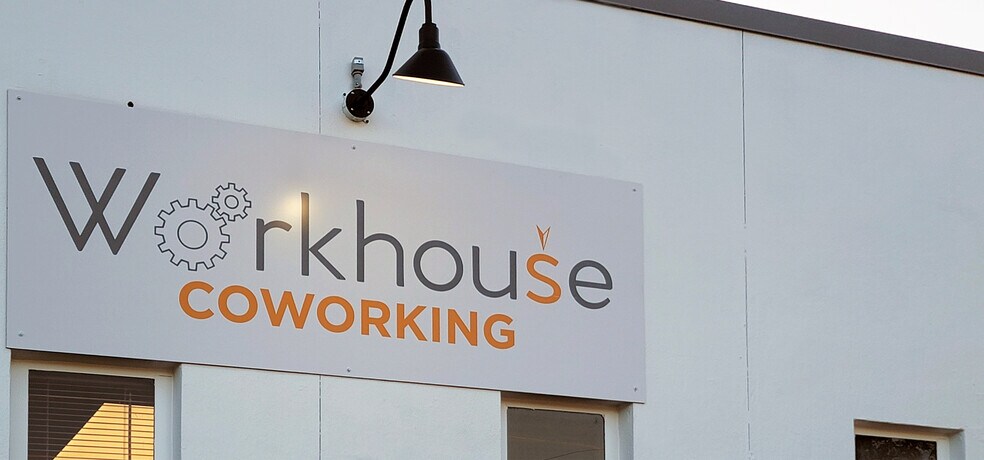 6818-6824 S Manhattan Ave, Tampa, FL à louer - Photo du bâtiment - Image 3 de 24