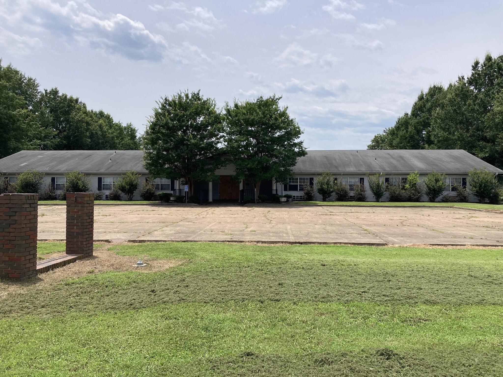 835 S Woods St, West Memphis, AR for sale Primary Photo- Image 1 of 4