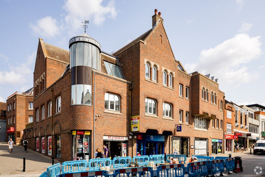 107-111 Peascod St, Windsor à louer - Photo du bâtiment - Image 3 de 4