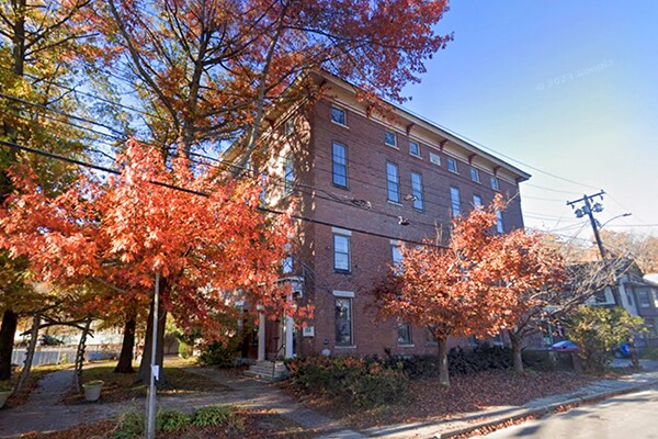 26 Elm St, Montpelier, VT for lease - Building Photo - Image 1 of 1