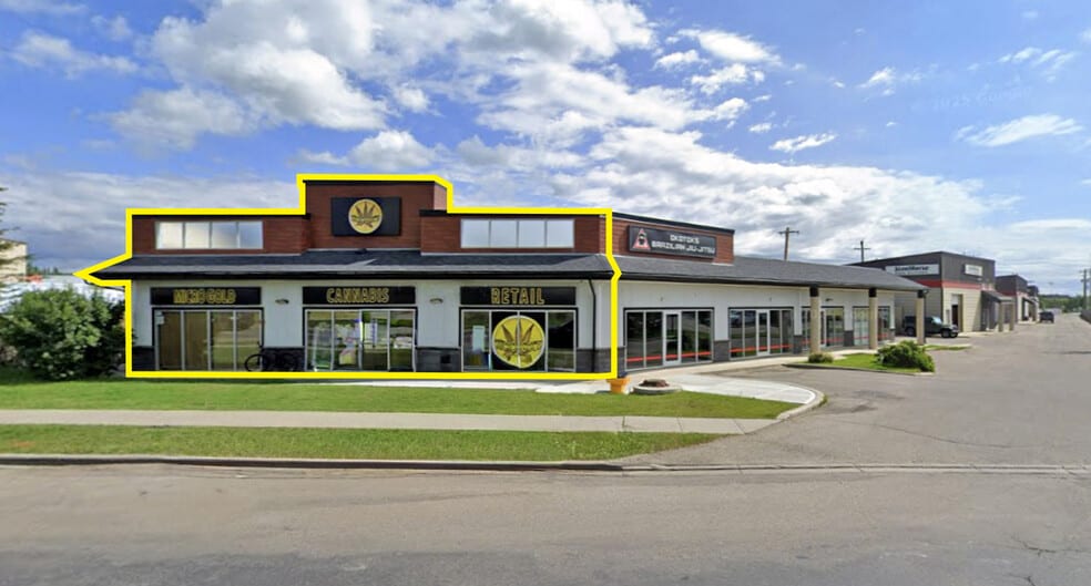 220 N Railway St, Okotoks, AB for lease - Building Photo - Image 1 of 10