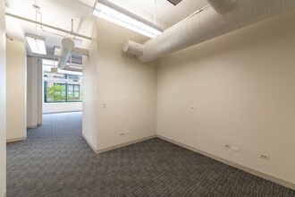 850 W Jackson Blvd, Chicago, IL for lease Interior Photo- Image 2 of 9