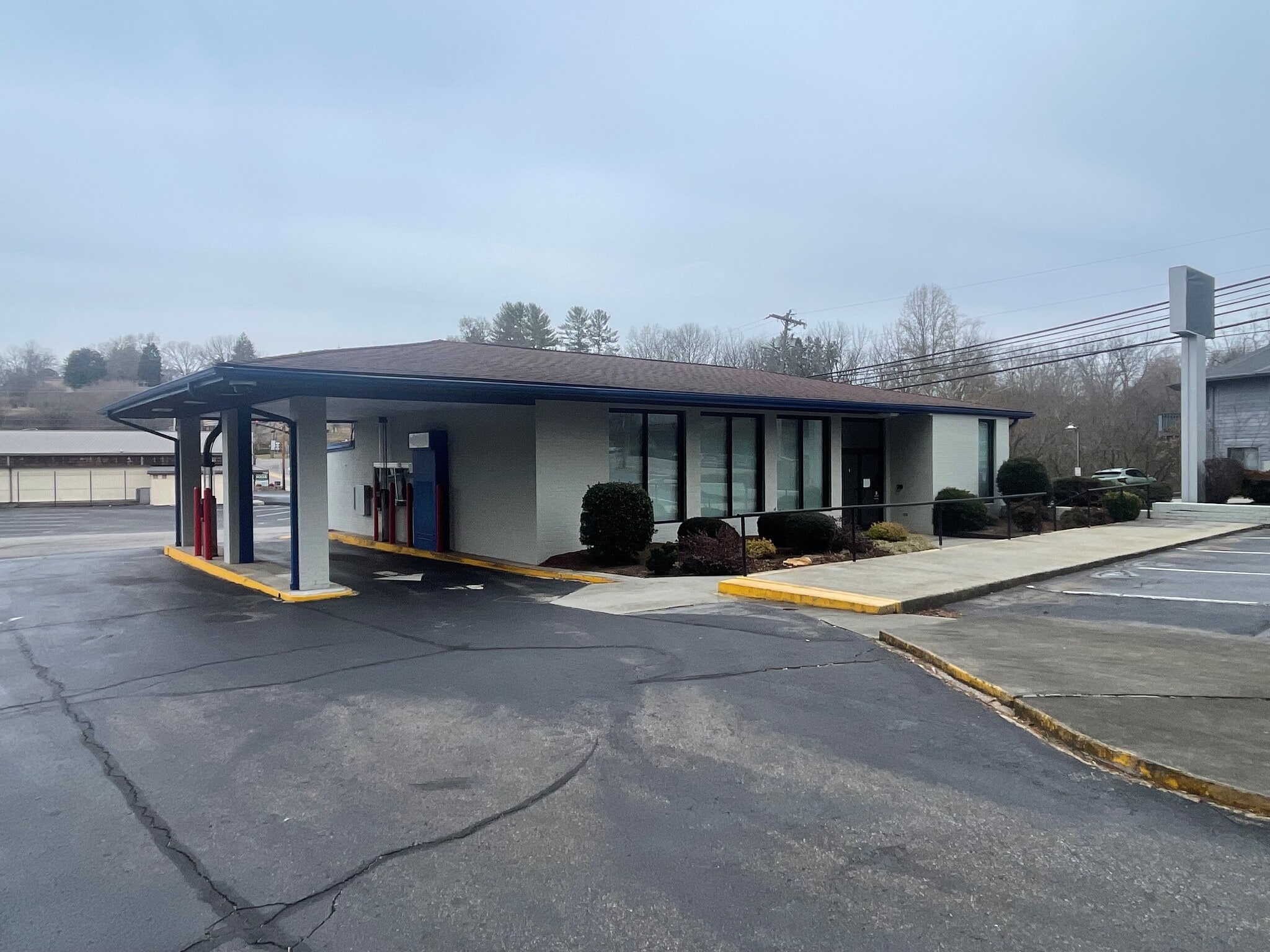 143 Porter St, Franklin, NC for sale Primary Photo- Image 1 of 3