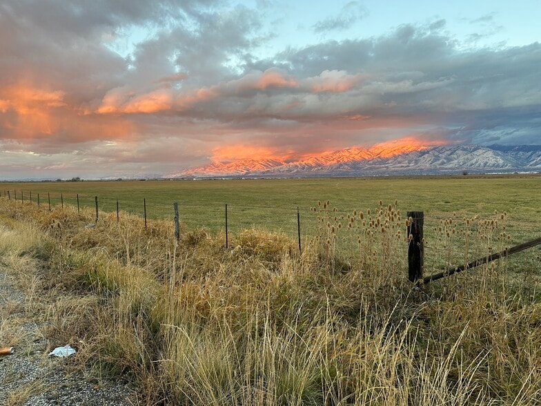 3200 West Highway 30, Logan, UT for sale - Primary Photo - Image 1 of 1