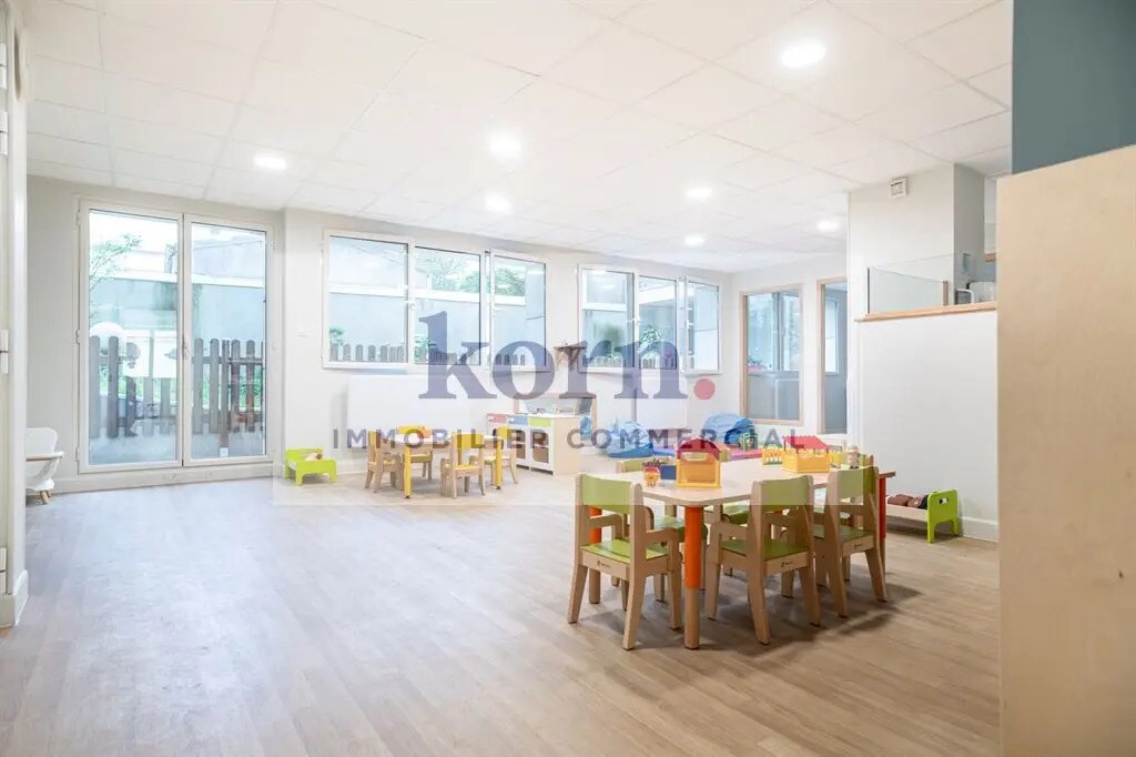 Office in Levallois-Perret for lease Interior Photo- Image 1 of 11