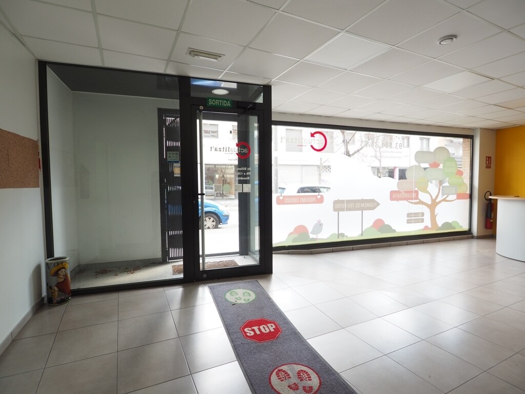 Retail in Granollers, Barcelona for lease Interior Photo- Image 1 of 17