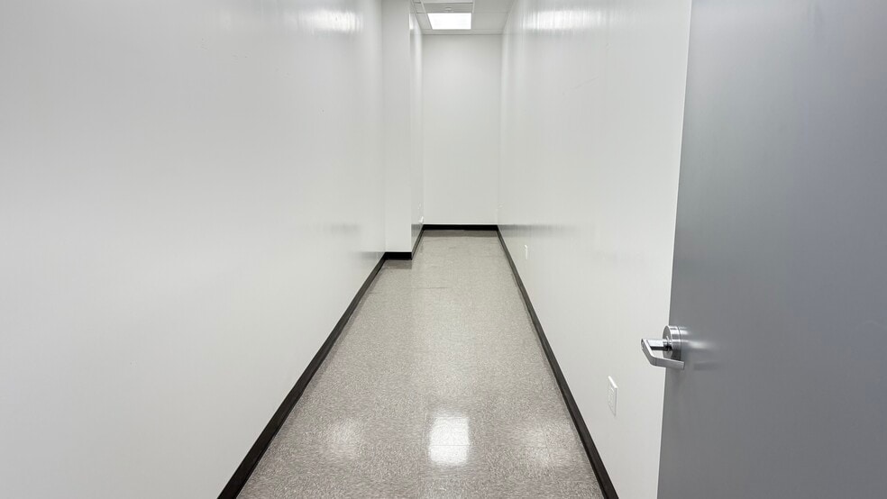 708-720 S Palm Ave, Alhambra, CA for lease - Building Photo - Image 3 of 7