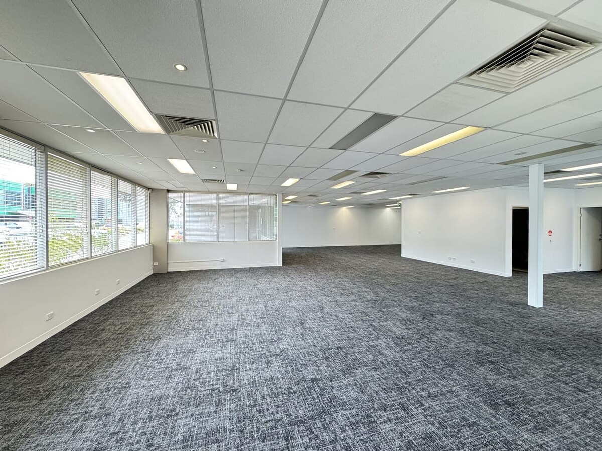 31 Sabre Dr, Port Melbourne, VIC 3207 - Unité 2 - - Photo intérieure - Image 1 of 5