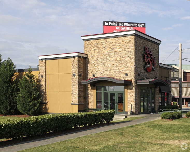 1230 Virginia Ave, Atlanta, GA for lease - Primary Photo - Image 1 of 26