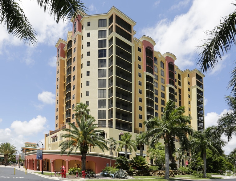 5781 Cape Harbour Dr, Cape Coral, FL for lease - Building Photo - Image 3 of 15