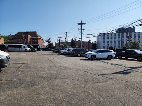 120 Amesbury St, Lawrence, MA à vendre - Photo du bâtiment - Image 3 de 5