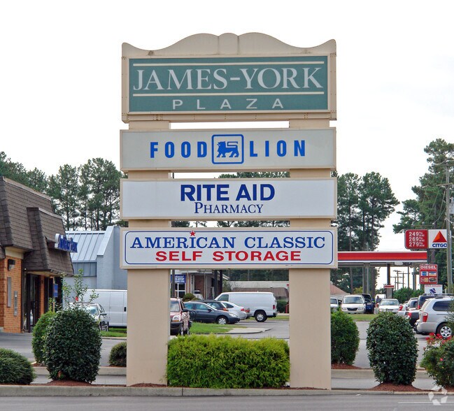 551-801 Merrimac Trl, Williamsburg, VA à louer - Photo du bâtiment - Image 2 de 10