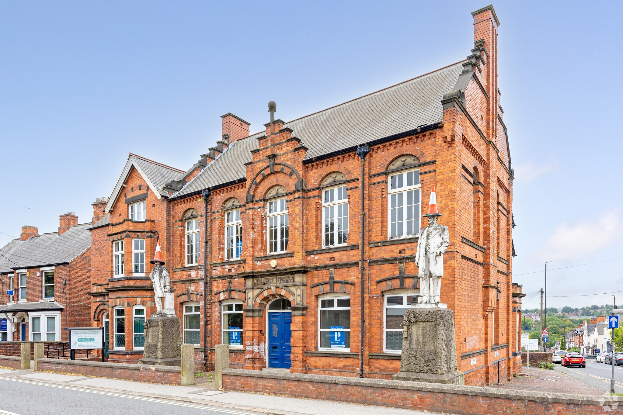 100 Saltergate, Chesterfield for sale Primary Photo- Image 1 of 9