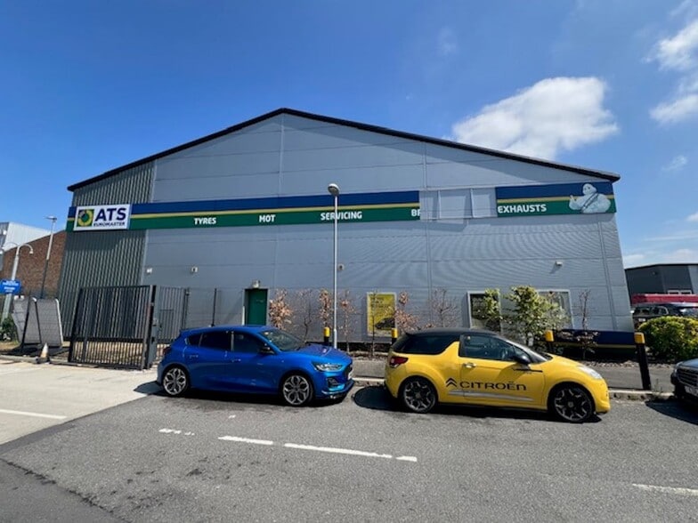 3 Victoria Road, Dartford for lease - Primary Photo - Image 1 of 7