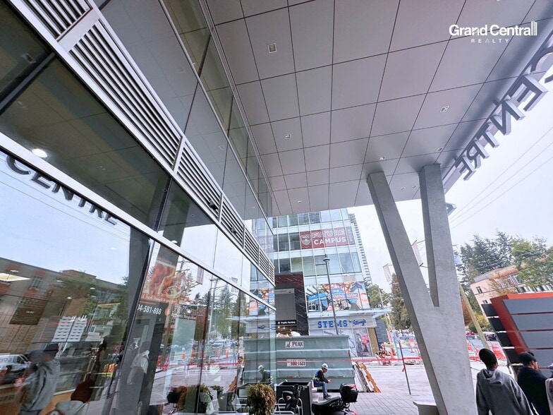 104 9686 137 St, Surrey, BC for lease - Building Photo - Image 3 of 14