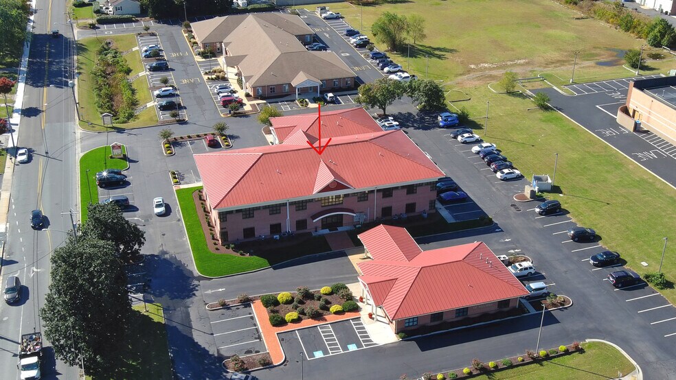 1201 Pemberton Dr, Salisbury, MD à louer - Photo du bâtiment - Image 2 de 22