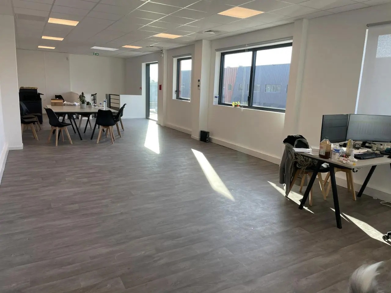 Flex in SAINT-OUEN-L'AUMONE for lease Building Photo- Image 1 of 5