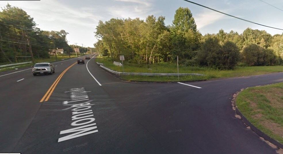 308 Monroe Tpke, Monroe, CT à louer - Autre - Image 2 de 4